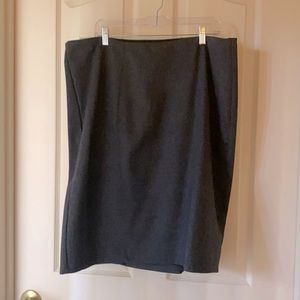 3/$30 SALE Liverpool Stretch Charcoal Gray Pencil Skirt Women’s Plus 22W